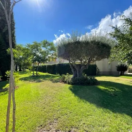 Magnifico Adosado En Urbanizacion Con Piscina