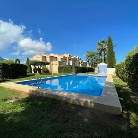 Magnifico Adosado En Urbanizacion Con Piscina * Denia