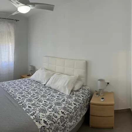 Magnifico Adosado En Urbanizacion Con Piscina Апартаменти