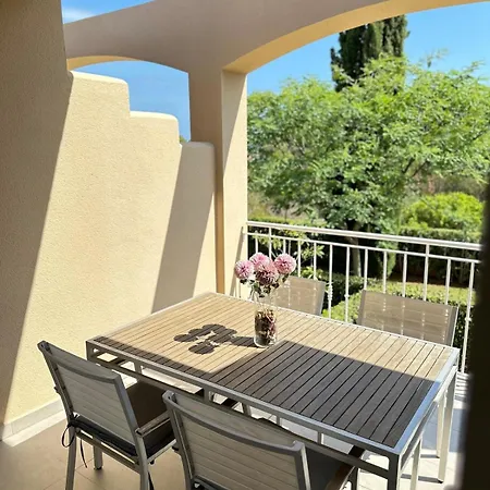 Magnifico Adosado En Urbanizacion Con Piscina Денія