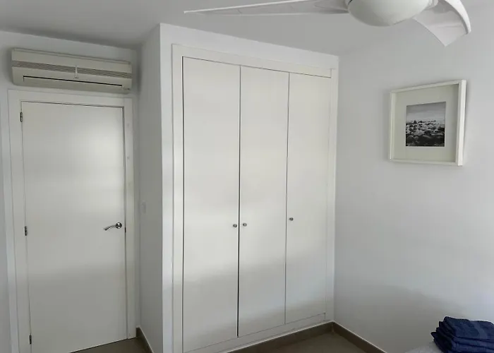 Magnifico Adosado En Urbanizacion Con Piscina * Денія