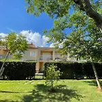 Magnífico Adosado En Urbanización Con Piscina *