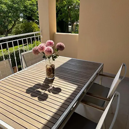 Apartment Magnifico Adosado En Urbanizacion Con Piscina