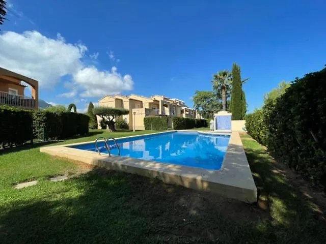 Magnifico Adosado En Urbanizacion Con Piscina * Denia